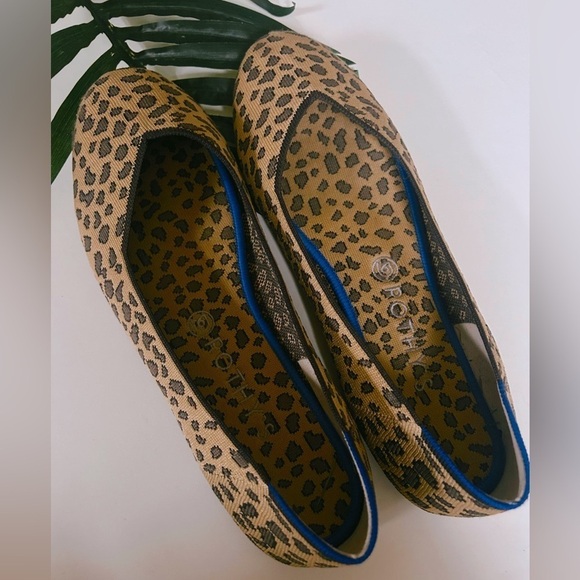 Rothy's Leopard Print Flats with Blue Trim - Picture 1 of 3